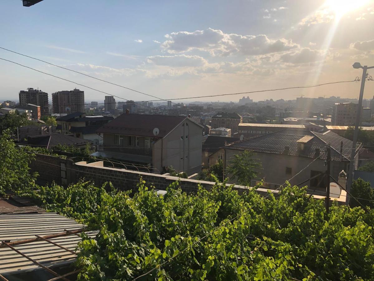 Hillside Guest House Γιερεβάν Εξωτερικό φωτογραφία