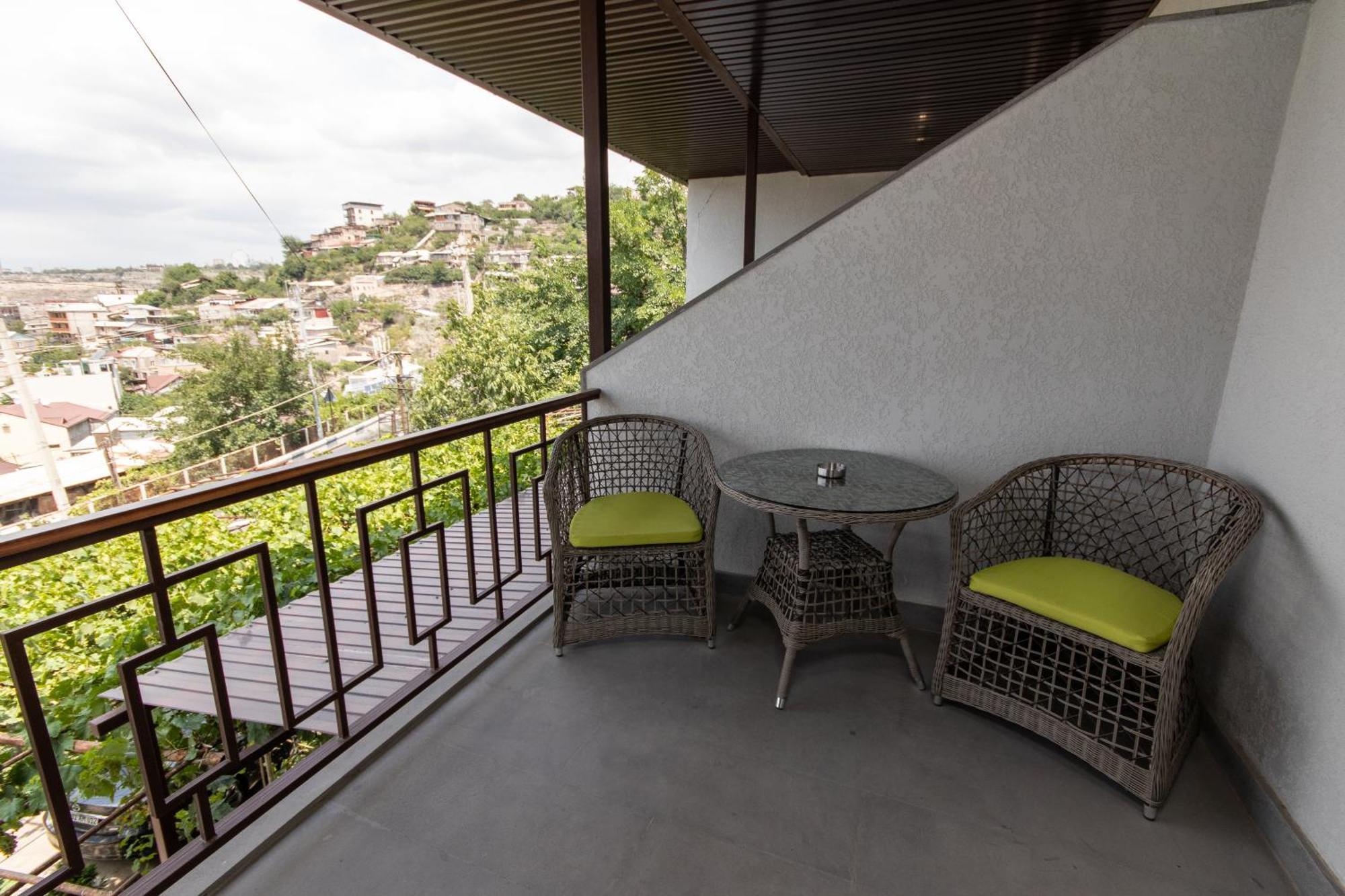 Hillside Guest House Γιερεβάν Εξωτερικό φωτογραφία
